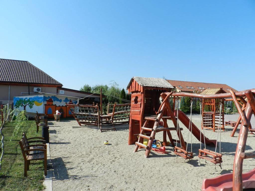 Anette Resort & Spa Covaci Εξωτερικό φωτογραφία